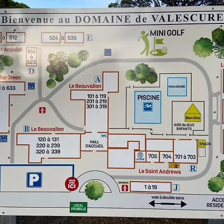 Domaine Valescure Vue Piscine Appartement *