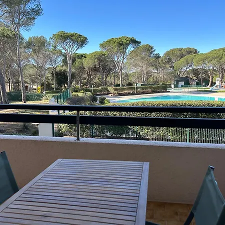 Domaine Valescure Vue Piscine *