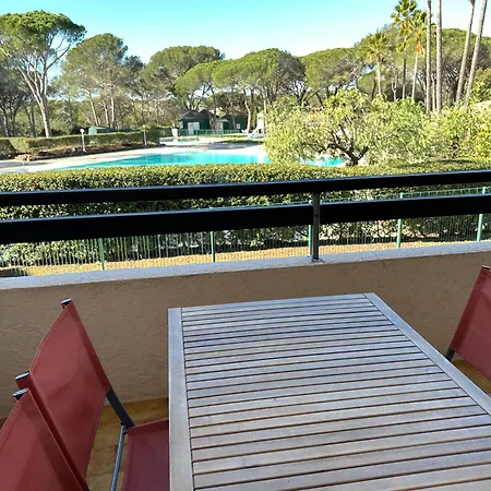 Appartement Domaine Valescure Vue Piscine *